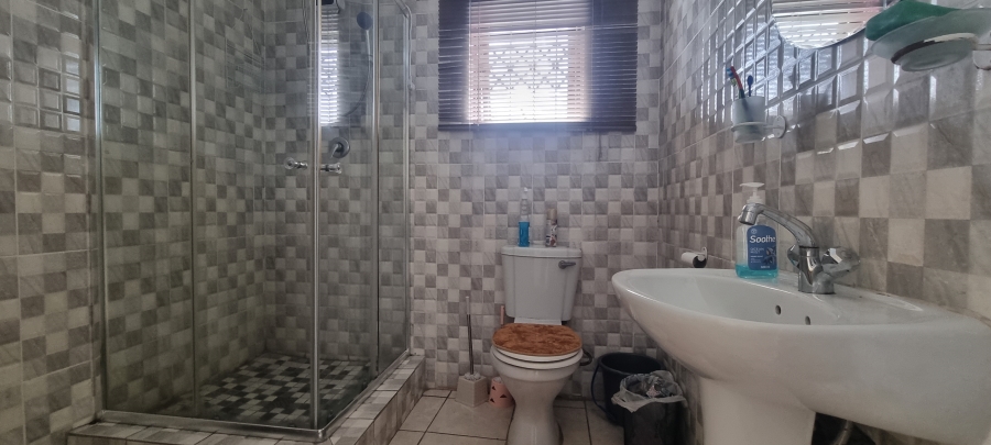 4 Bedroom Property for Sale in Amalinda Eastern Cape